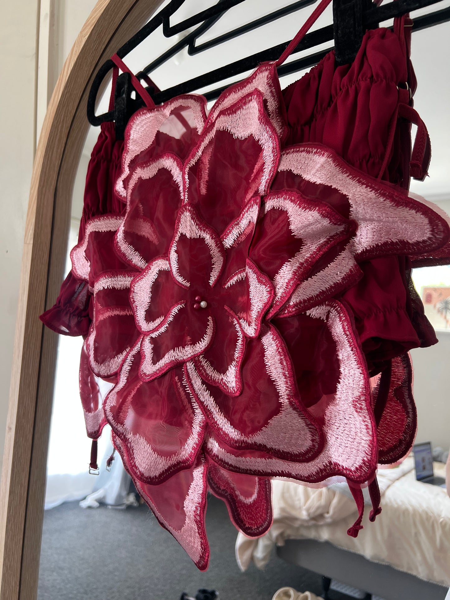 Petals set size 8 (6-10) Sets Rents with Maggie